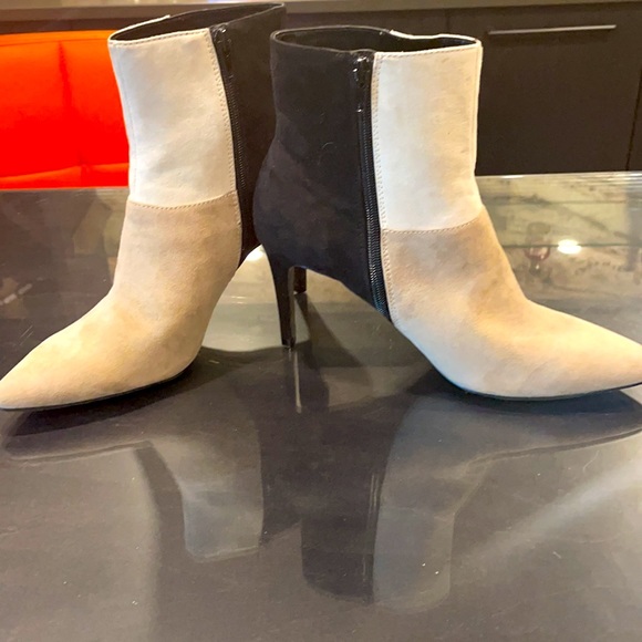 NWOT Worthington ankle boots with 3”heel - Picture 3 of 4